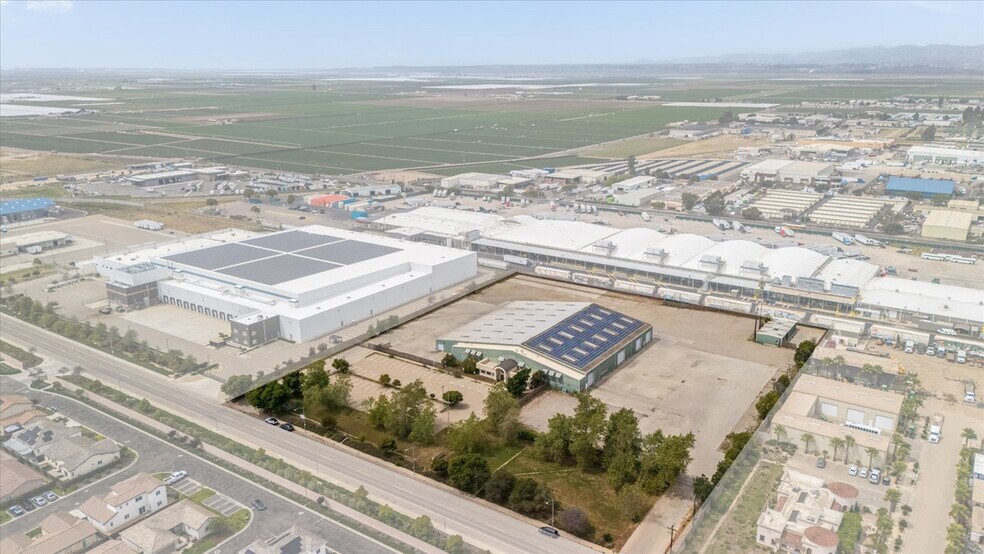 Primary Photo Of 1200 La Brea Ave, Santa Maria Warehouse For Lease