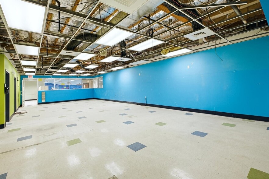 More Photos Of 4011 N 51st Ave, Phoenix Medical For Sale