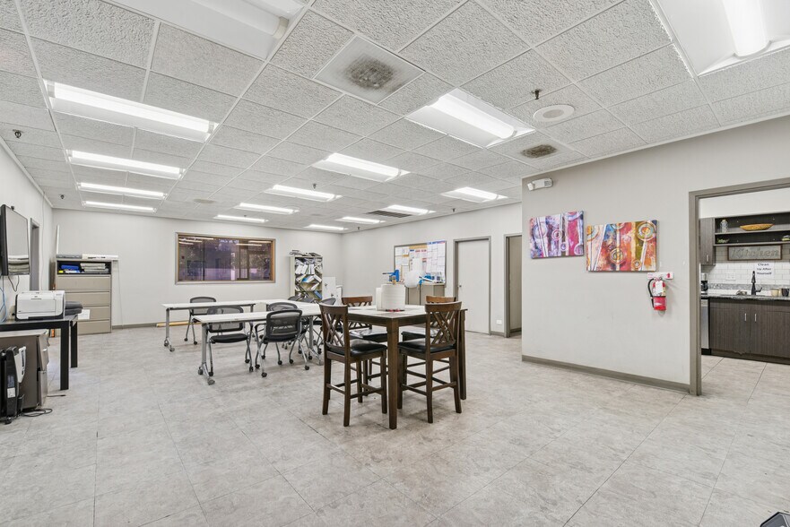 More Photos Of 4267 Dividend Dr, San Antonio Warehouse For Sale