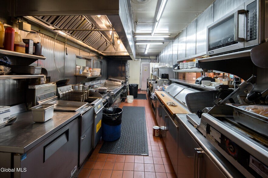 More Photos Of 855 Hoosick St, Troy Restaurant For Sale