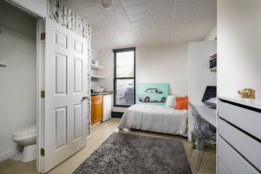 More Photos Of 657 Pratt Dr, Indiana Apartments For Sale