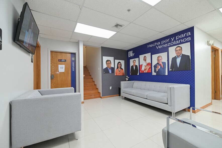 More Photos Of 7770 NW 46th St, Doral Warehouse For Sale