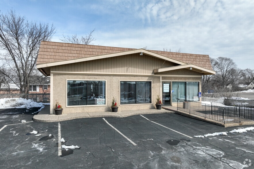 More Photos Of 8300 Minnetonka Blvd, Saint Louis Park Freestanding For Lease