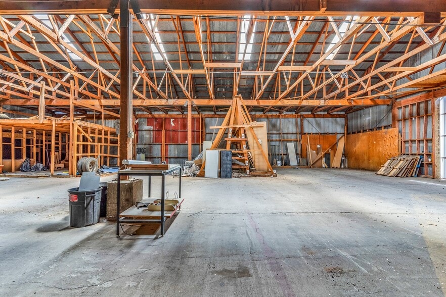 More Photos Of 1630 E Main St, Canon City General Retail For Sale