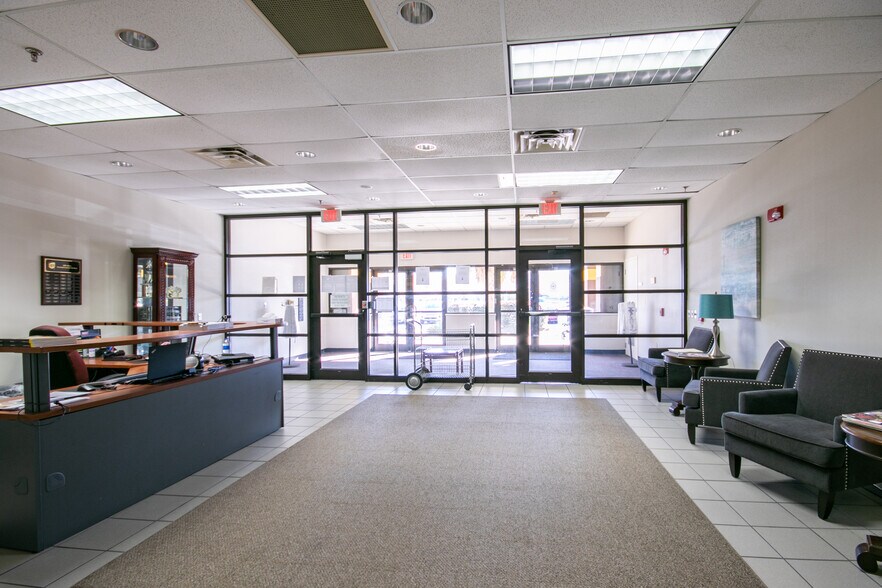 More Photos Of 2031 S Centennial Ave, Aiken Office For Lease