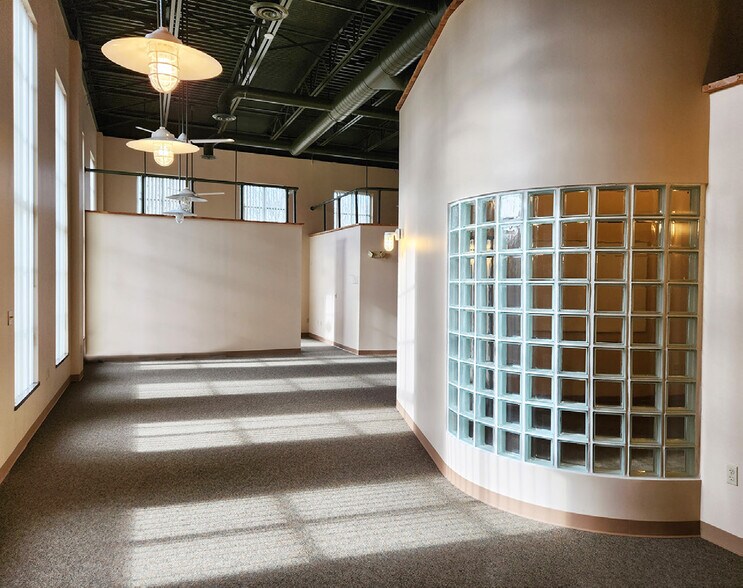 More Photos Of 171 Hillpointe Dr, Canonsburg Office For Lease