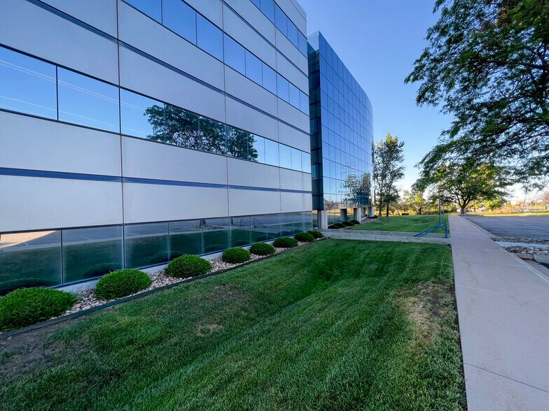 More Photos Of 1330 Inverness Dr, Colorado Springs Office For Lease
