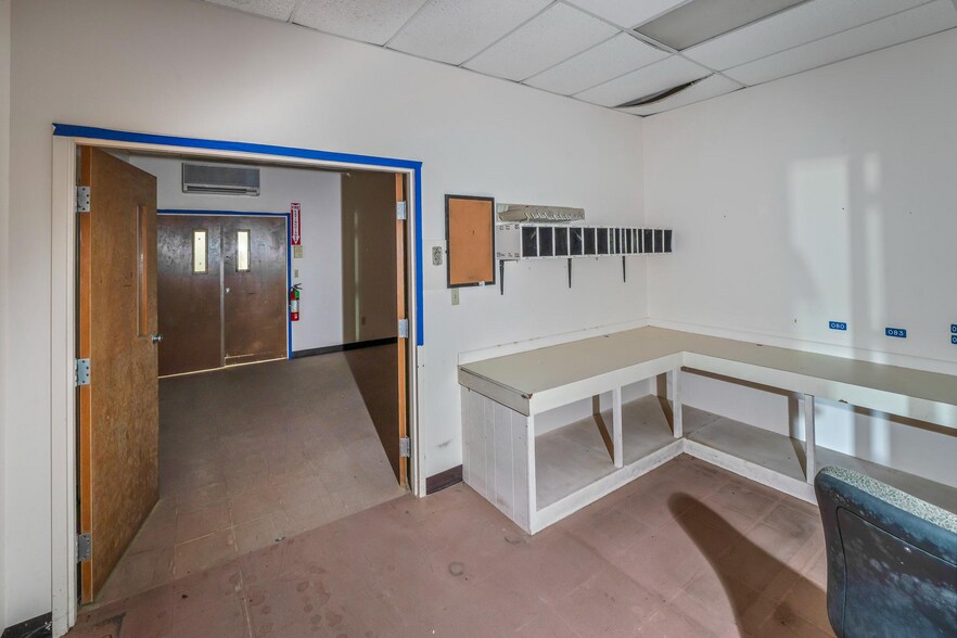 More Photos Of 614 Union Rd, Vineland Office For Sale