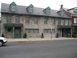More Photos Of 1000 Cumberland St, Lebanon Restaurant For Lease