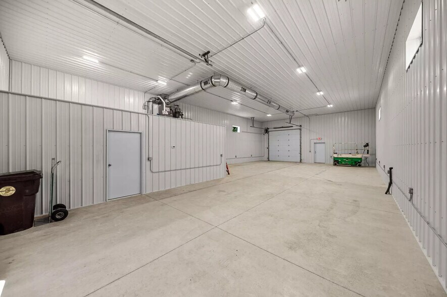 More Photos Of 409 N Ohio St, Wanatah Industrial For Sale