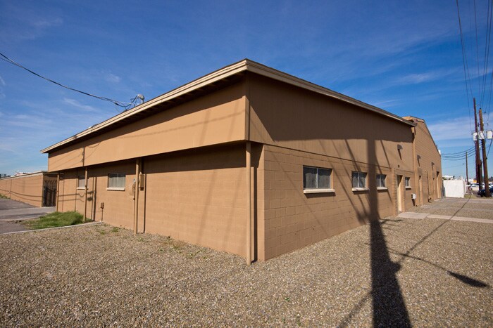 Primary Photo Of 3820-3830 N 39th Ave, Phoenix Warehouse For Sale