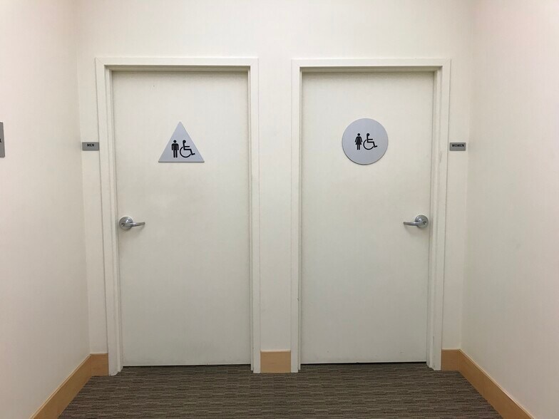 More Photos Of 2830-2850 7th St, Berkeley Medical For Lease