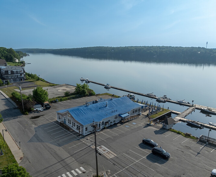 More Photos Of 119 Commercial St, Bath Marina For Sale