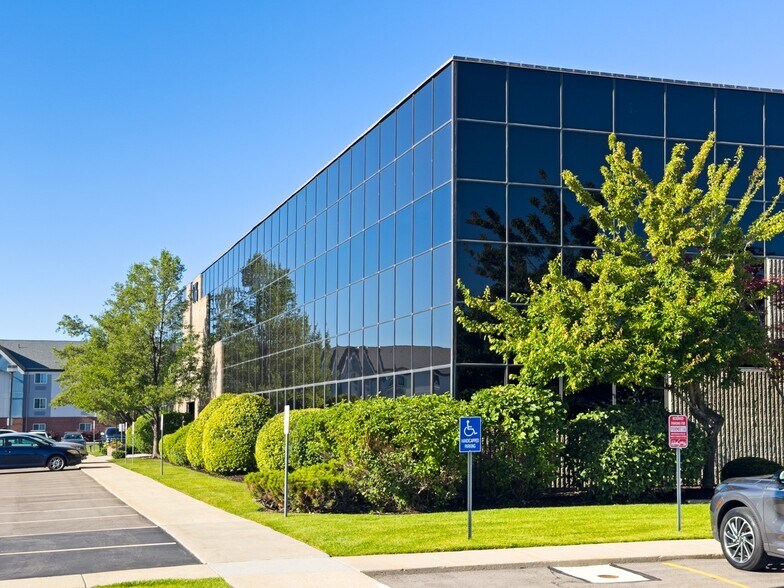 More Photos Of 176 N 2200 W, Salt Lake City Office For Sale