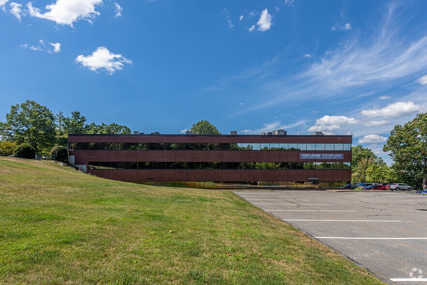 More Photos Of 86 Baker Ave Ext, Concord Medical For Lease