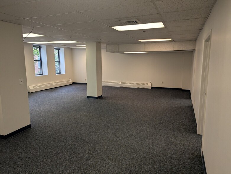 More Photos Of 24 Thorndike St, Cambridge Office For Lease