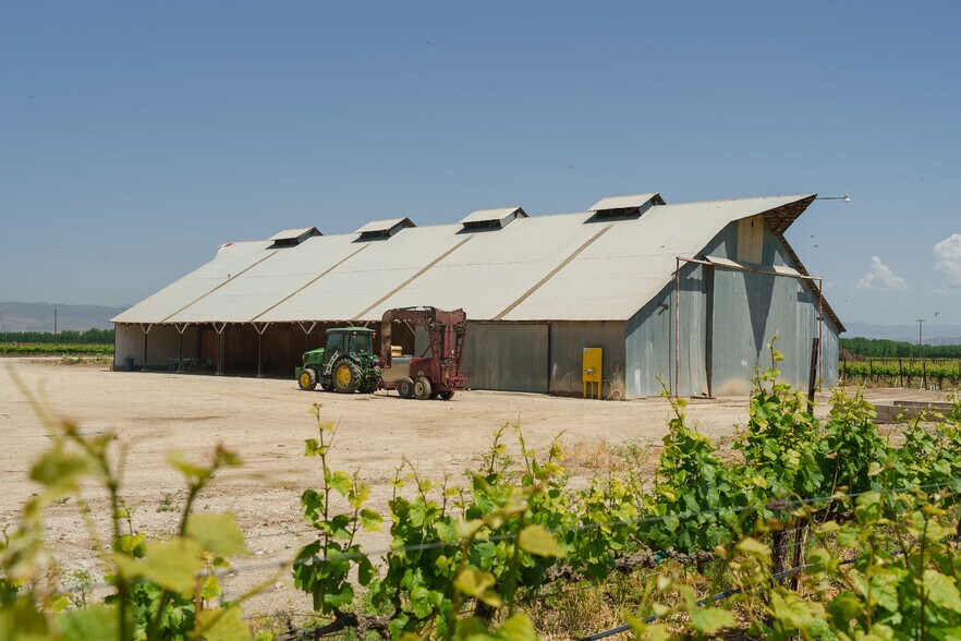 More Photos Of 41460 Los Coches Rd, Soledad Land For Sale