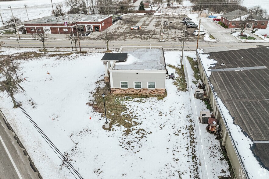 More Photos Of 550 W College St, Oberlin Medical For Lease