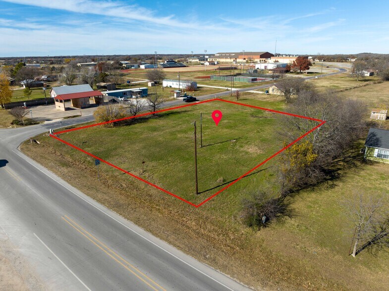 More Photos Of McDaniel @ Dozier St, Callisburg Land For Sale