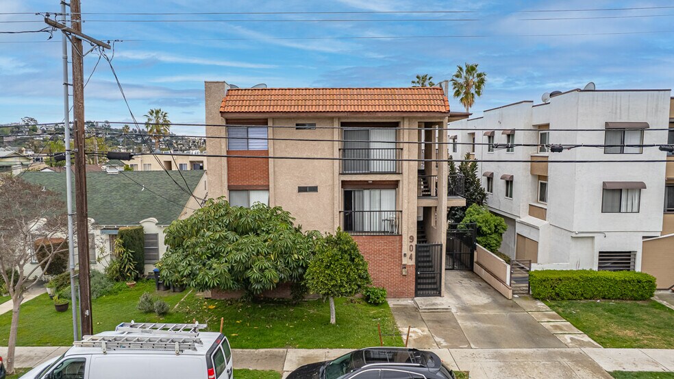More Photos Of 904 E Lomita Ave, Glendale Apartments For Sale
