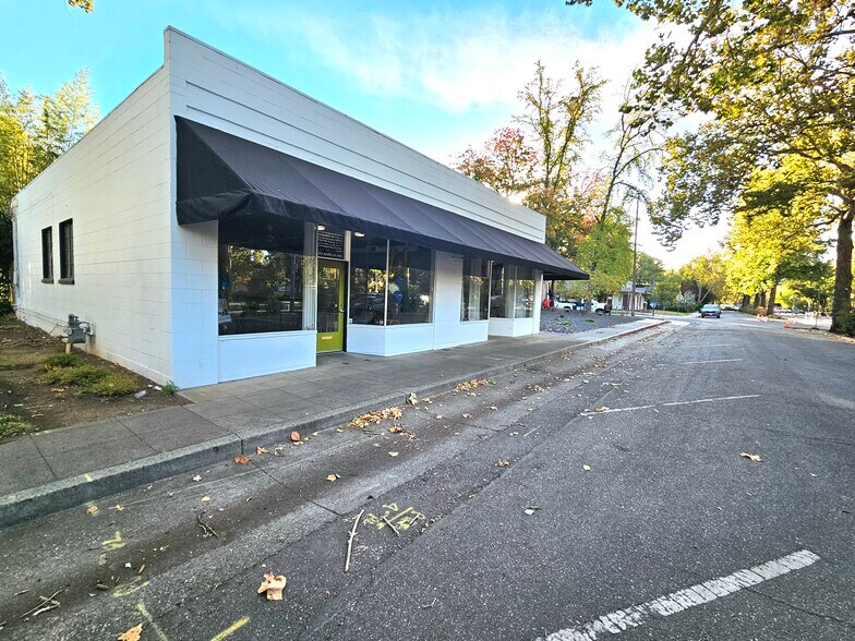 Primary Photo Of 1218-1222 Esplanade Rd, Chico Storefront Retail Office For Lease