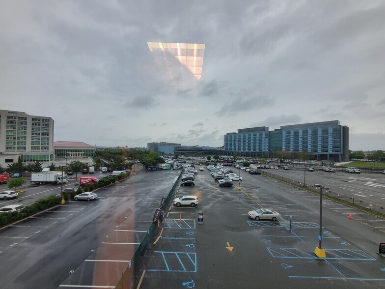 More Photos Of 30-56 Whitestone Expy, Flushing Office For Sale