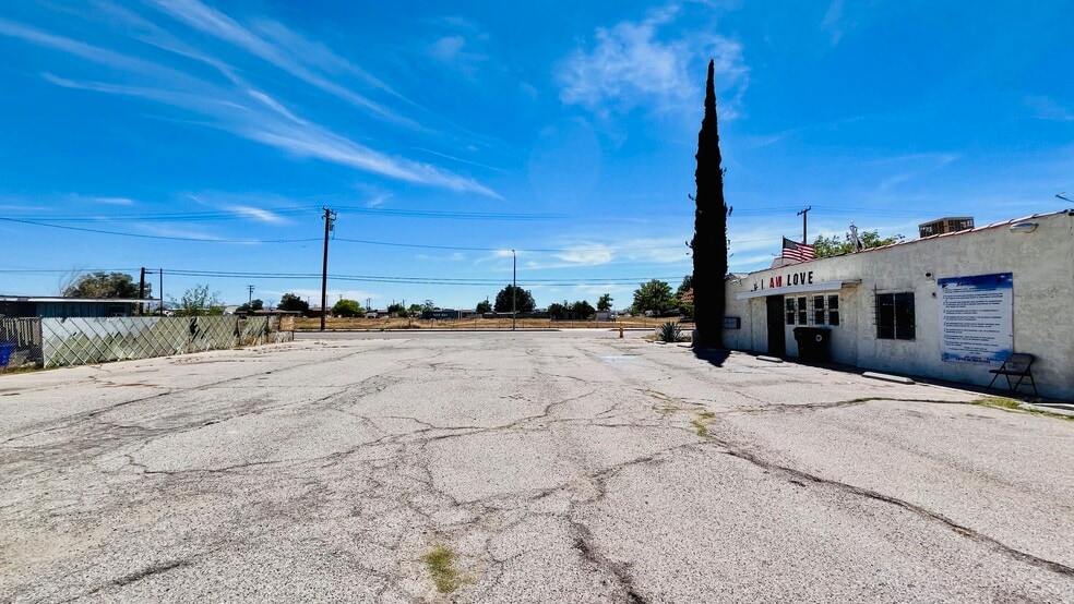 More Photos Of 12036 Bartlett Ave, Adelanto Office Residential For Sale