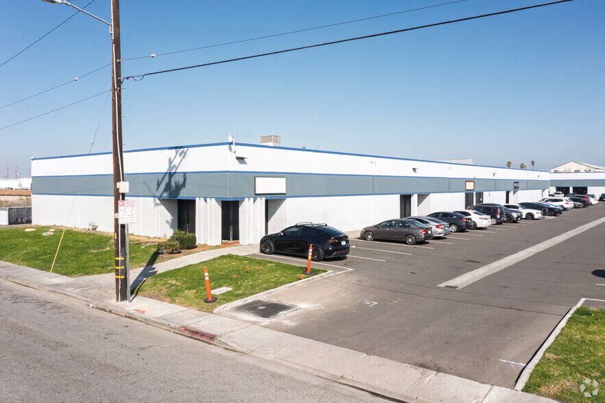 More Photos Of 4901 Patata St, Cudahy Unknown For Lease