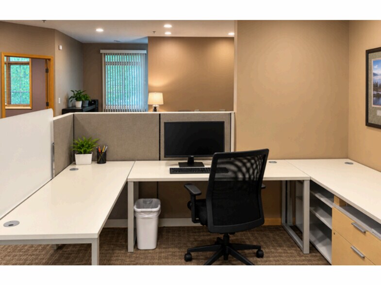 More Photos Of 3380 Annapolis Ln N, Plymouth Office For Lease