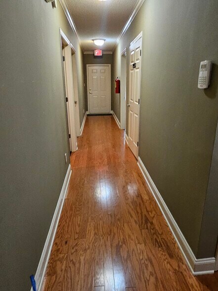 More Photos Of 101, Fayetteville Office For Lease