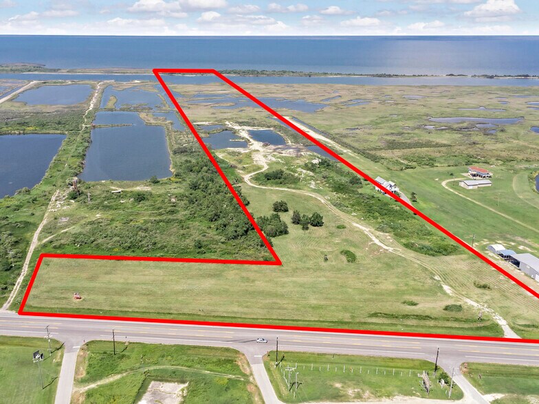 Primary Photo Of 2169 Hwy 87, Crystal Beach Land For Sale