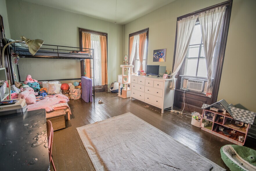 More Photos Of 1 S Main St, Richlandtown Apartments For Sale
