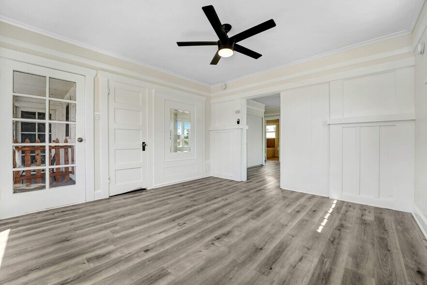 More Photos Of 4626 Wall St, Los Angeles Apartments For Sale
