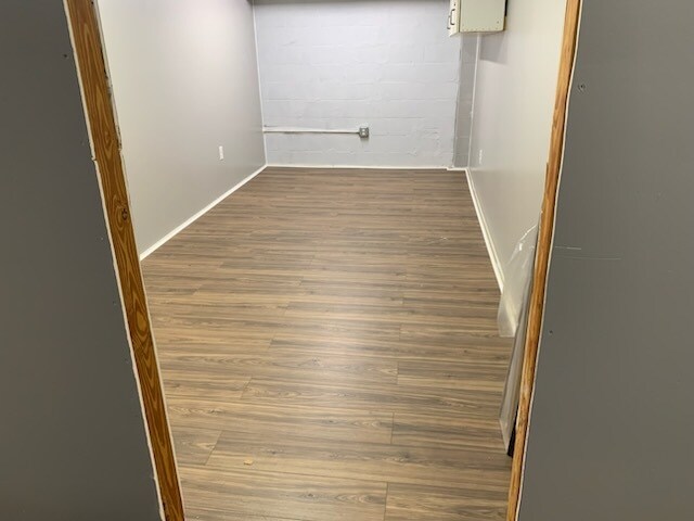 More Photos Of 1972 15th Ave N, Saint Petersburg Service For Lease
