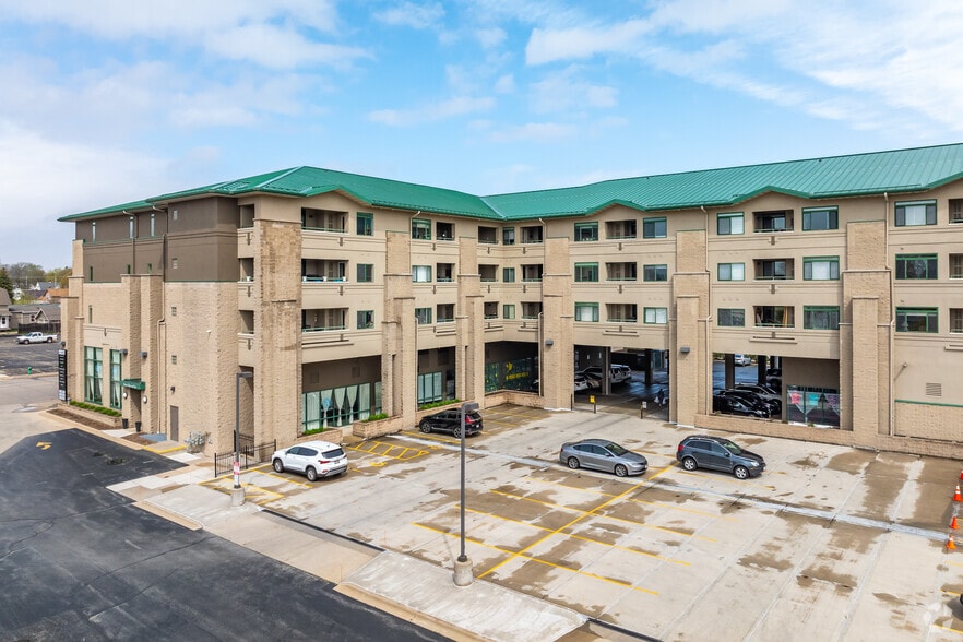 More Photos Of 400 N Richmond St, Appleton Apartments For Lease