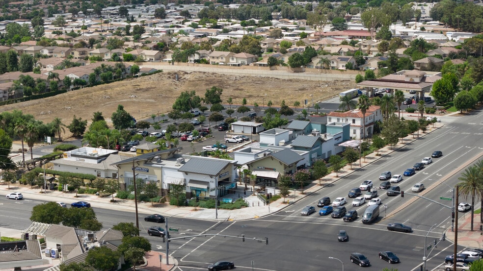 More Photos Of 8865-8875 Foothill Blvd, Rancho Cucamonga Unknown For Lease