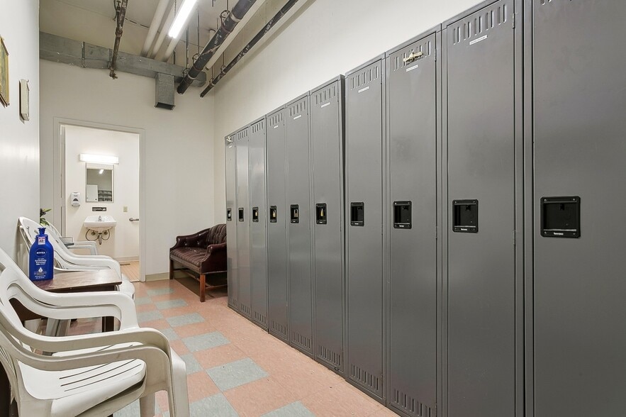 More Photos Of 3 Lehman Ter, Yonkers Congregate Senior Housing For Sale