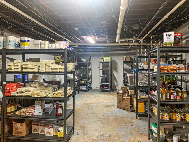 More Photos Of 2757 Long Beach Rd, Oceanside Storefront Retail Residential For Lease