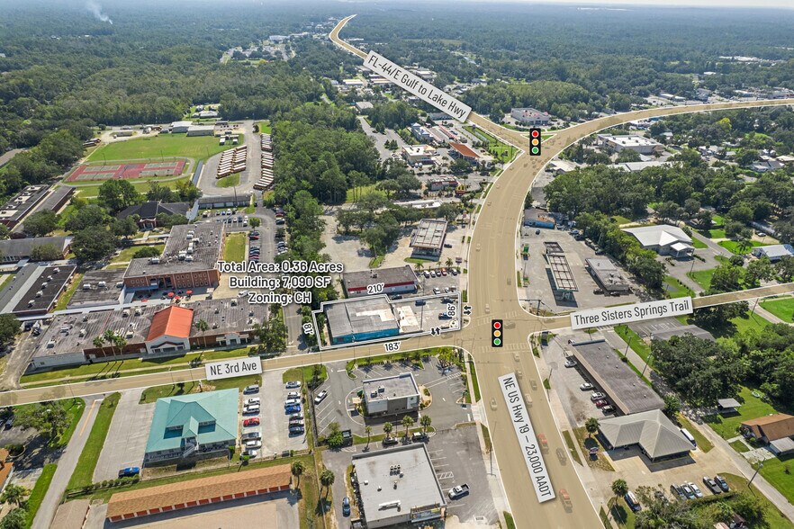 More Photos Of 669 NE Us Highway 19, Crystal River General Retail For Sale