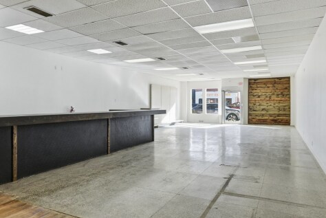 More Photos Of 6016 Maple St, Omaha Storefront For Sale