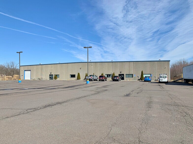 More Photos Of 1214 Morea Rd, Barnesville Manufacturing For Lease