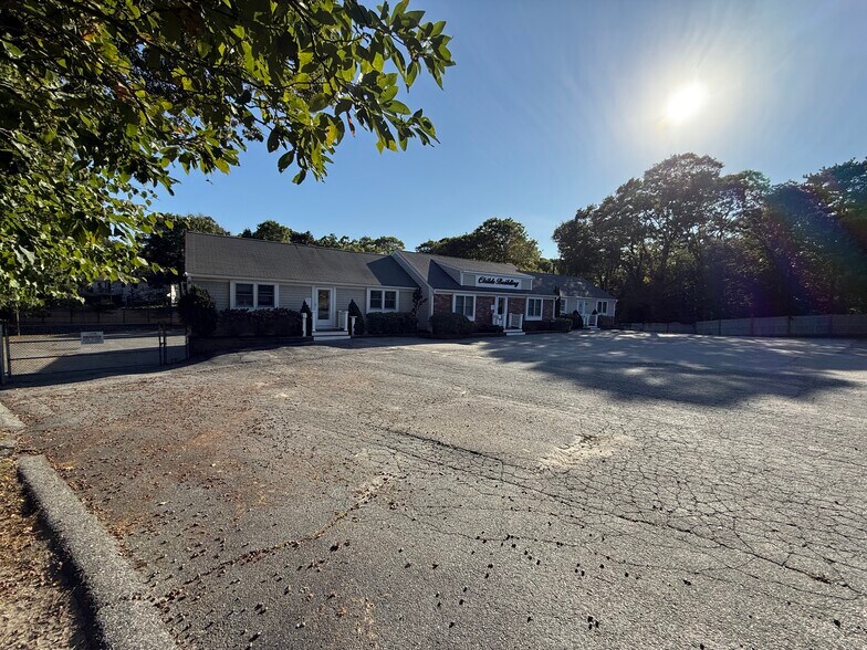 More Photos Of 1047 Falmouth Rd, Hyannis Office For Lease