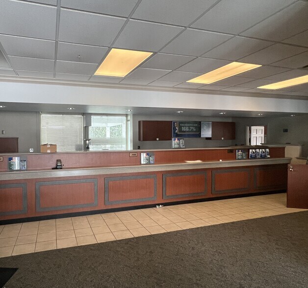 More Photos Of 1230 E Lincoln Hwy, New Haven Bank For Sale
