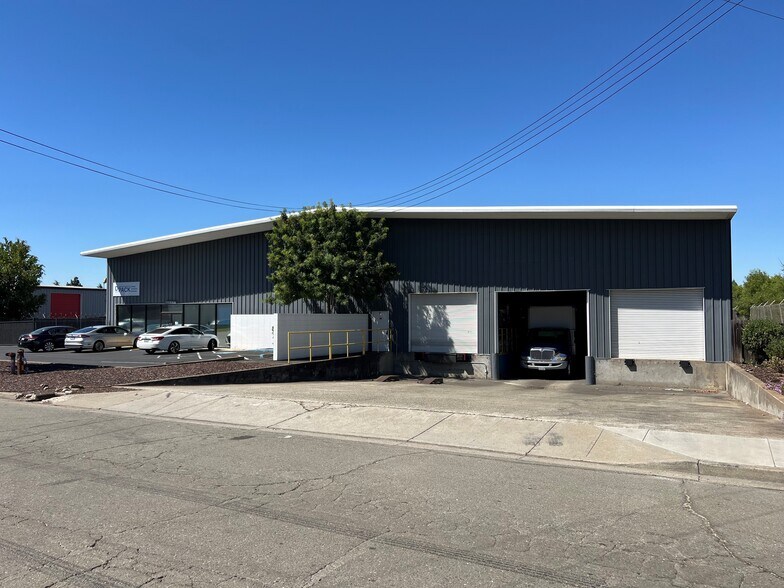 Primary Photo Of 31801 Hayman St, Hayward Manufacturing For Lease