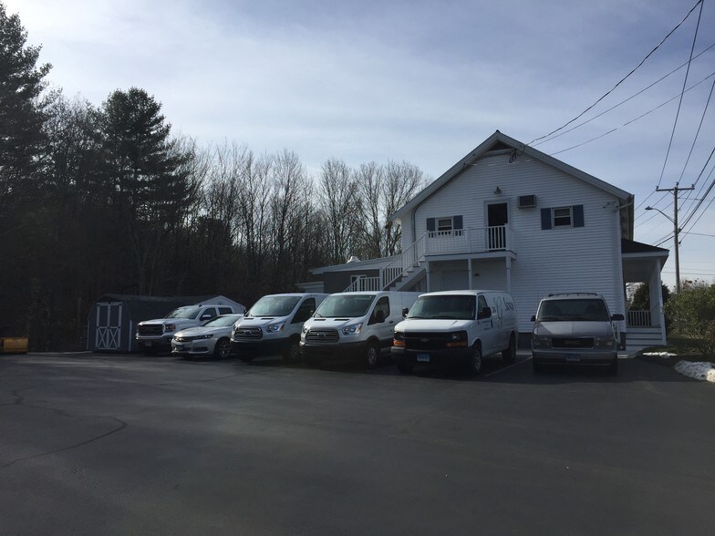 More Photos Of 139 Riverside Dr, Thompson Freestanding For Sale