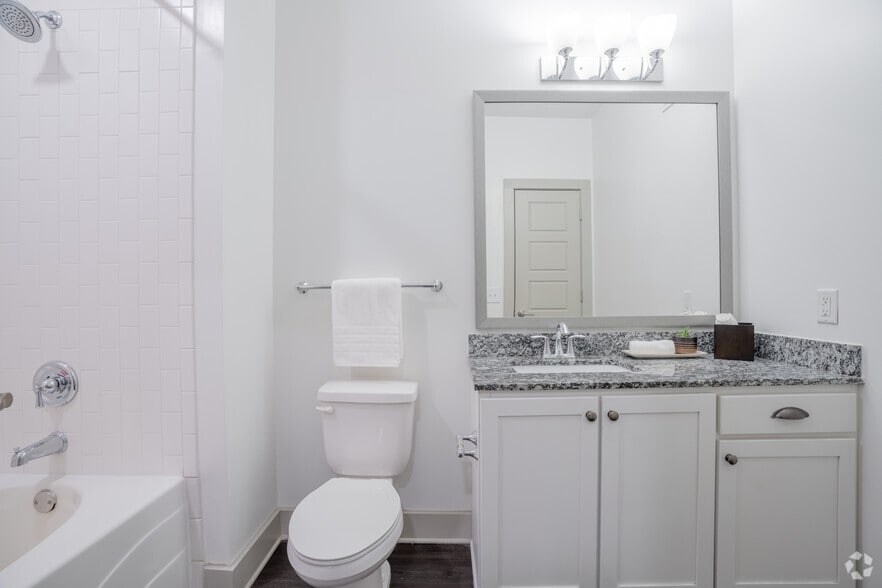 More Photos Of 2800 Old Milton Pky, Alpharetta Unknown For Lease