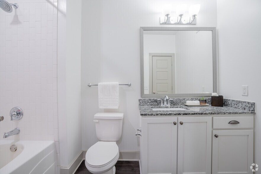 More Photos Of 6000 Avalon Blvd, Alpharetta Storefront Retail Office For Lease