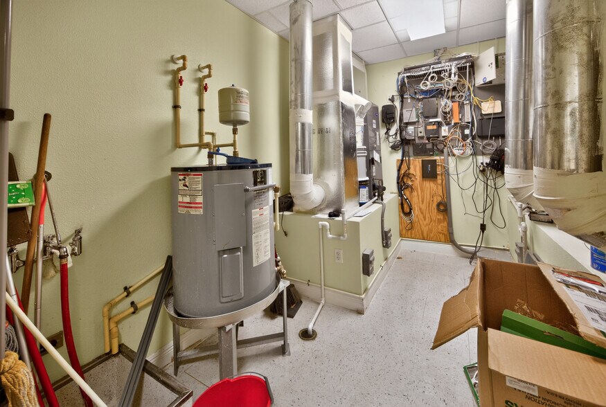 More Photos Of 733 & 737 County Road 466, Lady Lake Medical For Sale