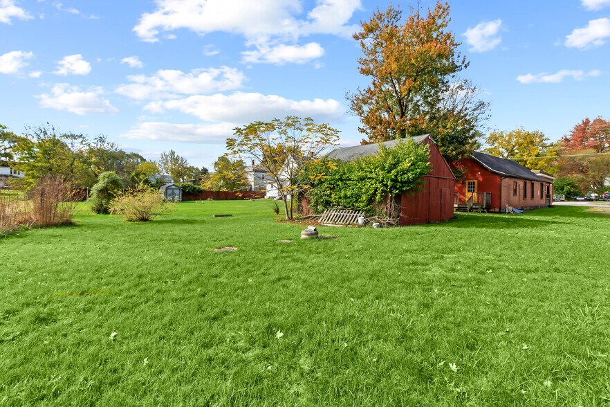 More Photos Of 54 S Main St, Magnetic Springs Restaurant For Sale