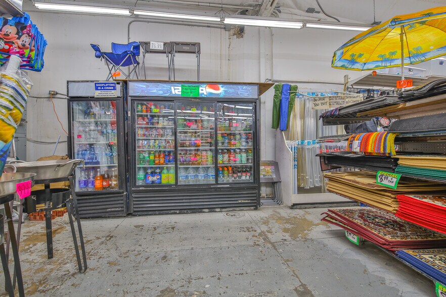 More Photos Of 2315 E 4th St, Los Angeles Freestanding For Sale